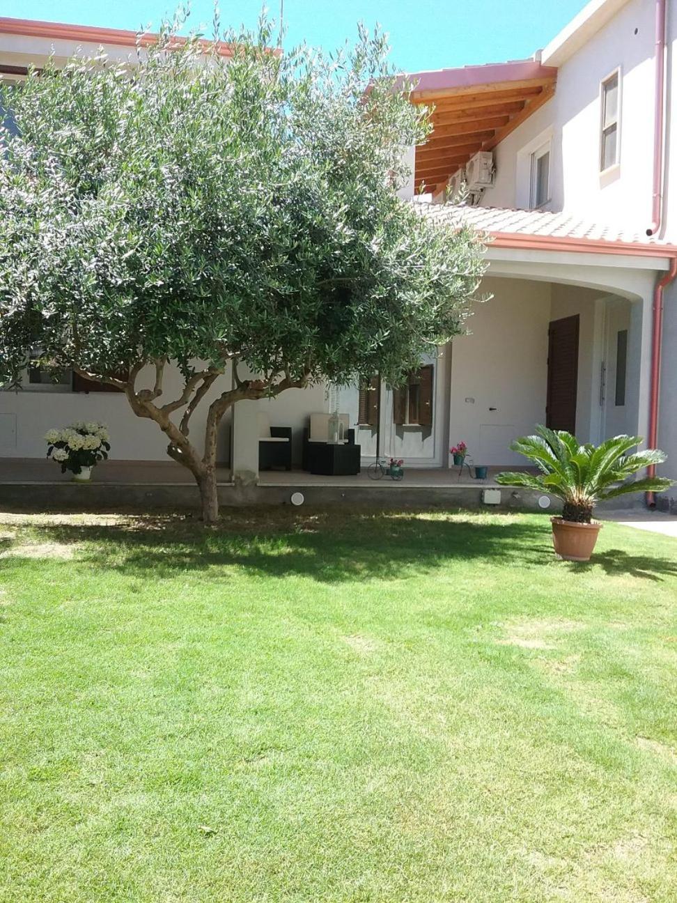 Isola Antica Hotel Sant'Antioco Exterior photo